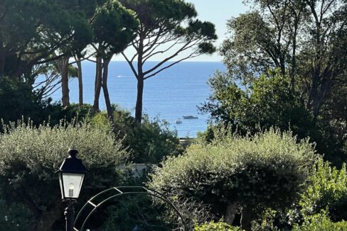 RAMATUELLE - Ravissante propriété à vendre proche plage & vue mer à rénover